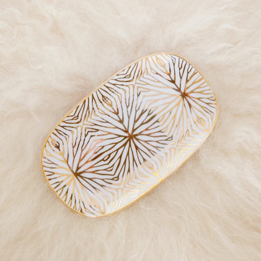 NWT Talianna Lilypad Catchall Tray